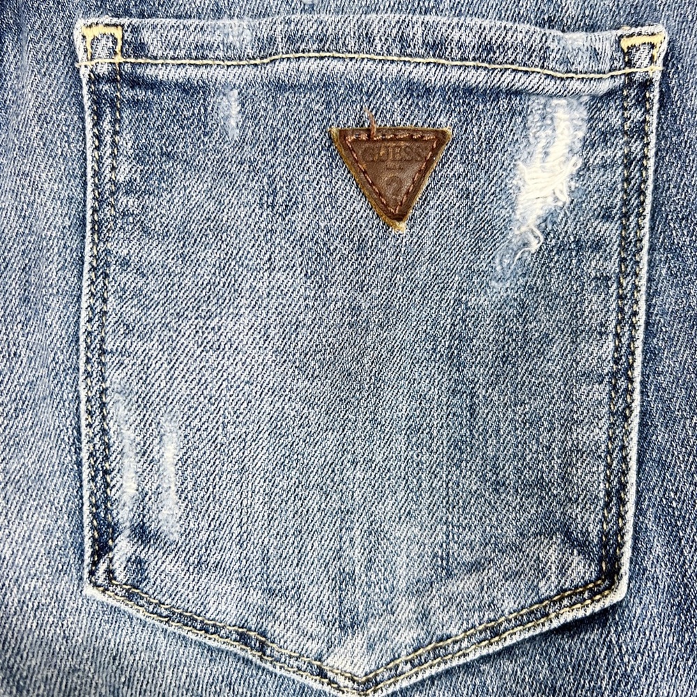 GUESS Embroidered Floral Distressed Hugh Rise Skinny Jeans Sz 26 - Picture 6 of 10